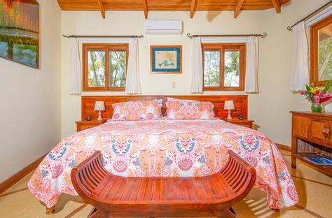 LADE Queen Bench.jpeg