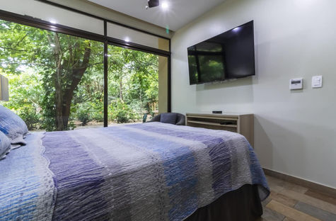 RH Bedrrom #10 Bed.jpg