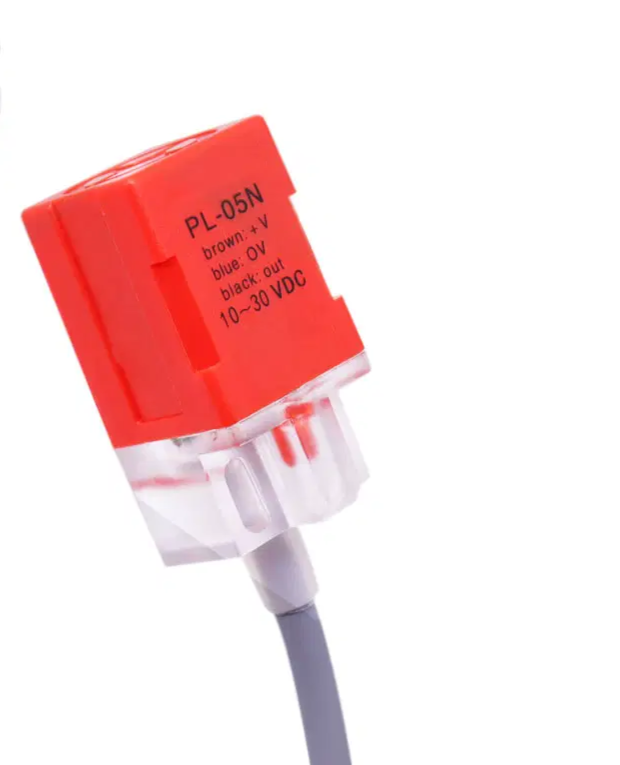 Inductive Proximity Switch – PL Series, PNP / NPN Output, DC or AC Supply