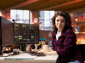 What to Look for When Hiring a Plaid Developer in the US