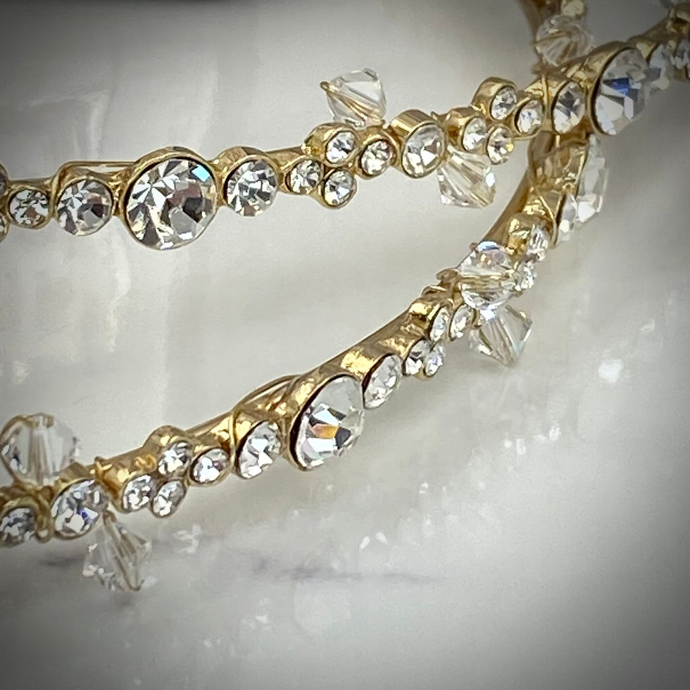 Thumbnail: Sandra - Stefana/Wedding Crowns