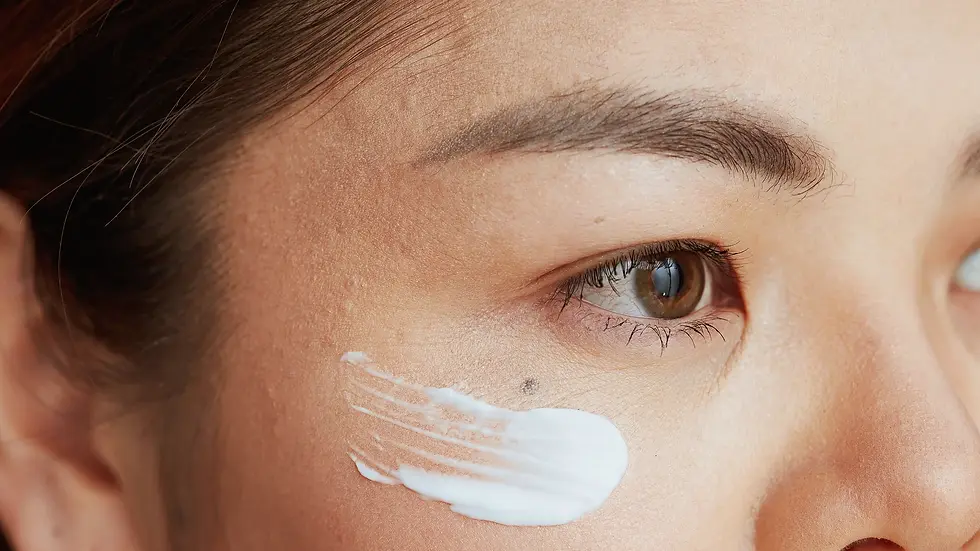 retinol_skincare_product_on_face