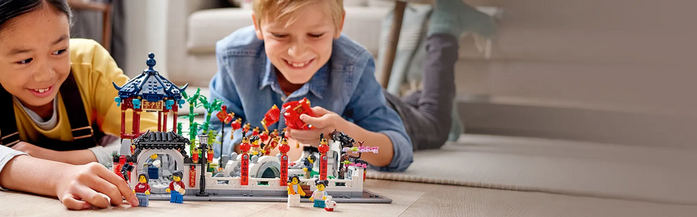 Xmas tree 2019 LEGO Chinese New Year Spring Lantern Festival: Back In Stock