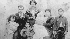 Sovre la famiya, tradisyones i ashugar