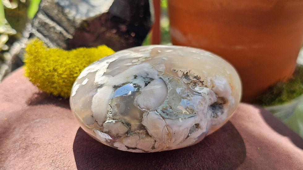 Thumbnail: Flower Agate Heart