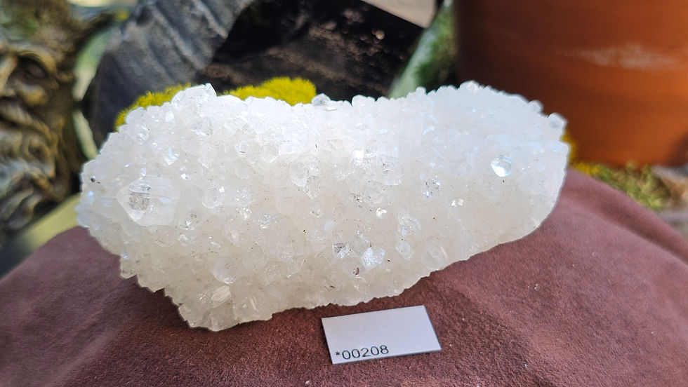 Thumbnail: Calcite Apophyllite Specimen