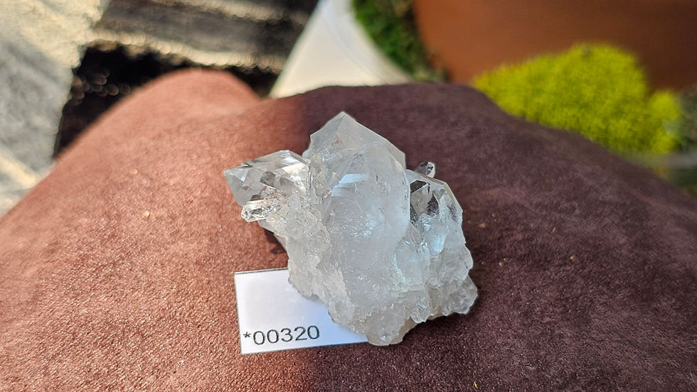 Thumbnail: Arkansas Quartz (Group 4)