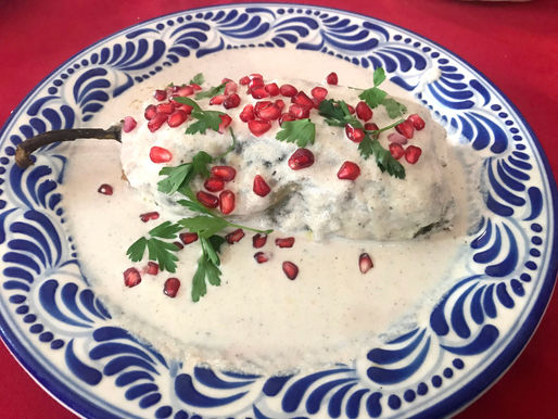 CHILES EN NOGADA