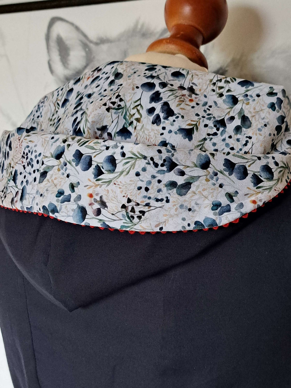 Miniaturbild: Kapuzendirndl dunkelblau-weiß