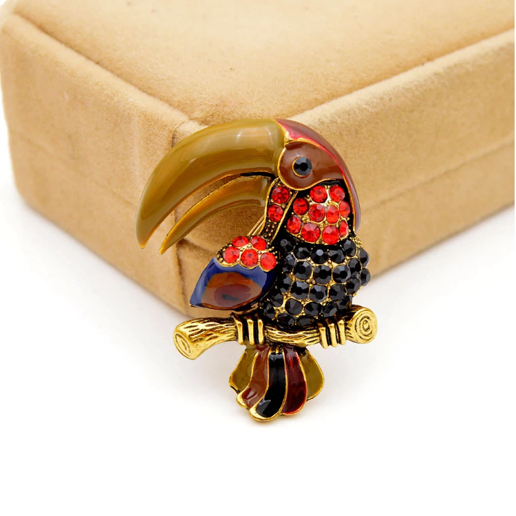 Thumbnail: Rhinestone Tucan Brooch