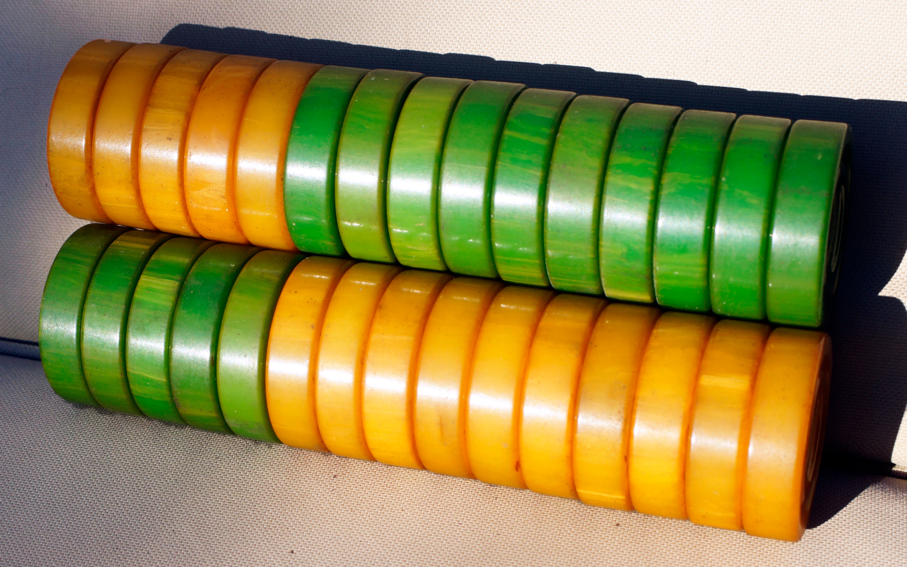 #21  Green and Butterscotch Grooved 1.75" checkers