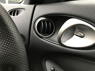 車のドア