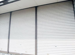 店舗用シャッター
