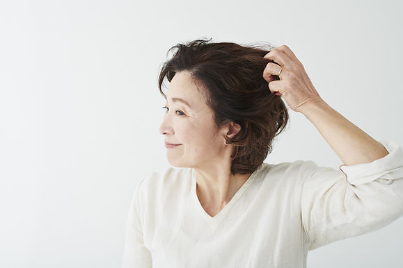 女性