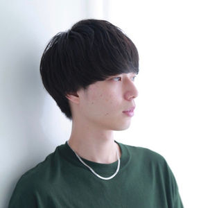 男性のヘアスタイル