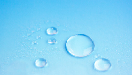 水