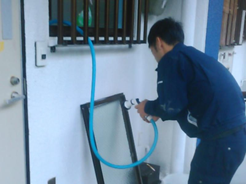 窓まわり・窓拭き・網戸清掃・網戸張り替え