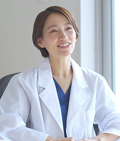 女医