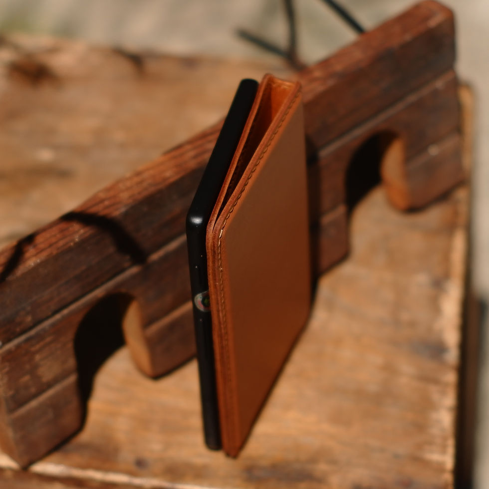 Thumbnail: Xteink X4 Magnetic Handmade Leather Case