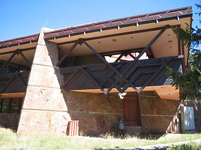Beaver_Meadows_Visitor_Center_2.jpg