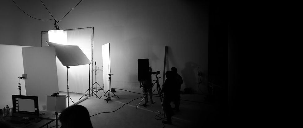 shooting-studio-for-photographer-and-cre