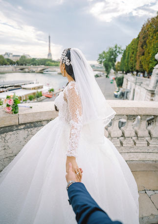 Wedding, mariage, photo, Adel chaoui, A.C Production, album de mariage, photographe de mariage, vidéaste de mariage, caméraman de mariage, meilleur vidéaste de mariage, meilleur photographe de mariage, photo vidéo, photo domaine, salle de réception, DJ oriental, DJ latino, DJ, algérie, maroc, tunisie, idebbalen, mezoued, tour eiffel, paris, robe de mariée, parfum, chaussure, bague, alliance