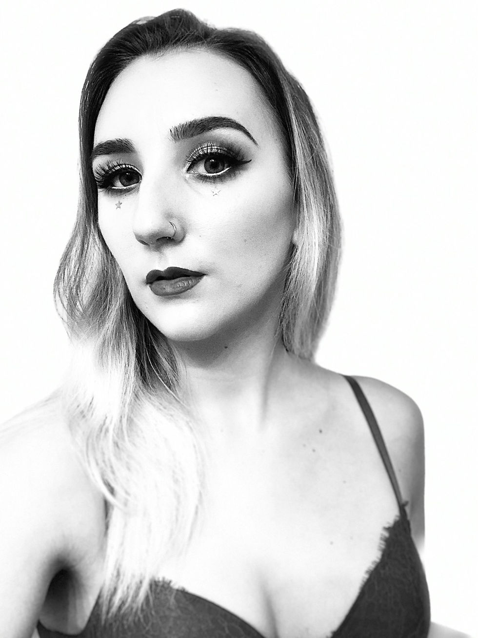 Thumbnail: FabBrows Duo Brow Kit w/ stencils