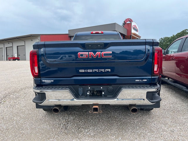 Thumbnail: 2022 GMC 3500 4X4