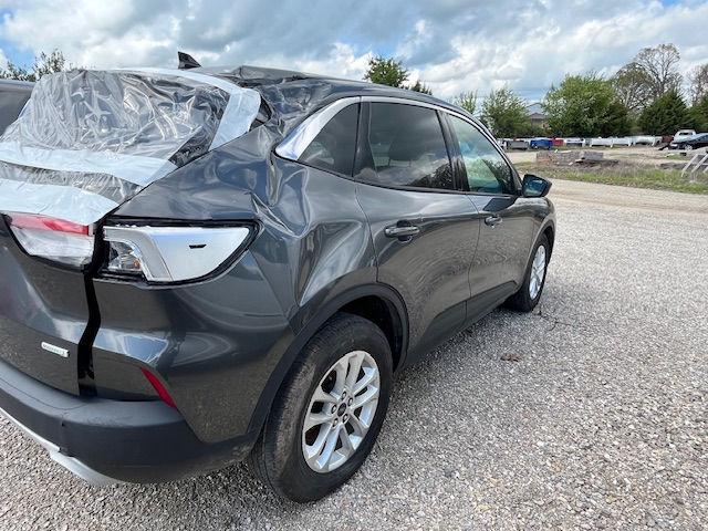 Thumbnail: 2020 FORD ESCAPE SE