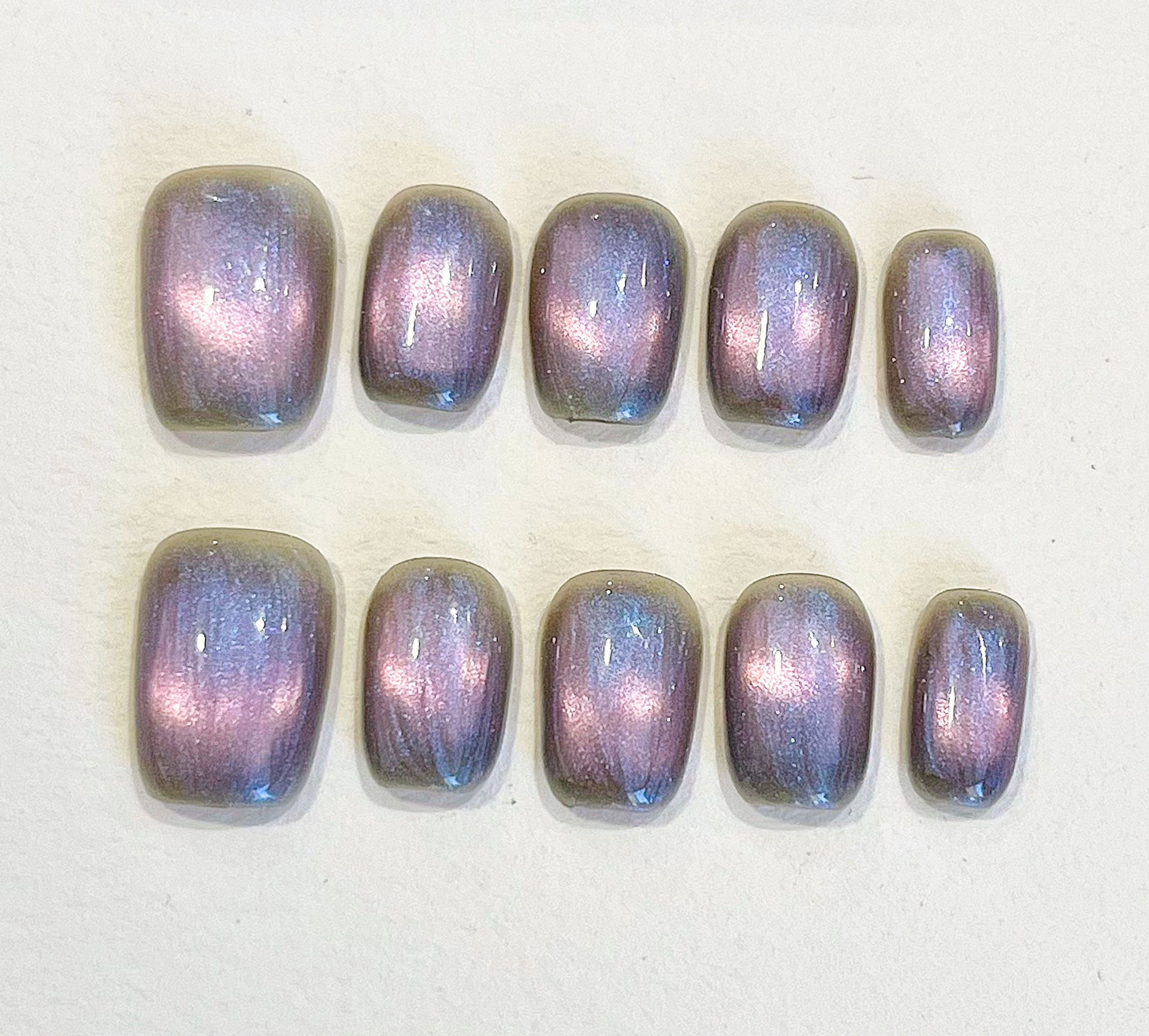 Nailvana Handmade Aurora Purple Cat-Eye Press-On Nails