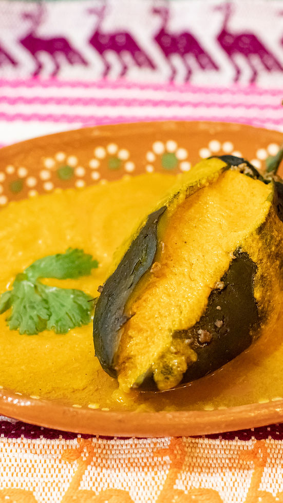 chile relleno mole amarillo