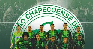 Le club de foot Chapecoense de retour en série A après un terrible crash d'avion