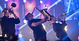 Saksofonist spiller live under firmafest, konferanse og event i Trondheim.