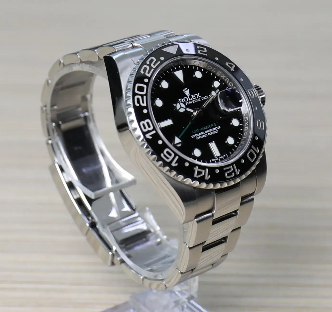Rolex GMT-Master II - 40mm - Black Dial Bezel - Unworn