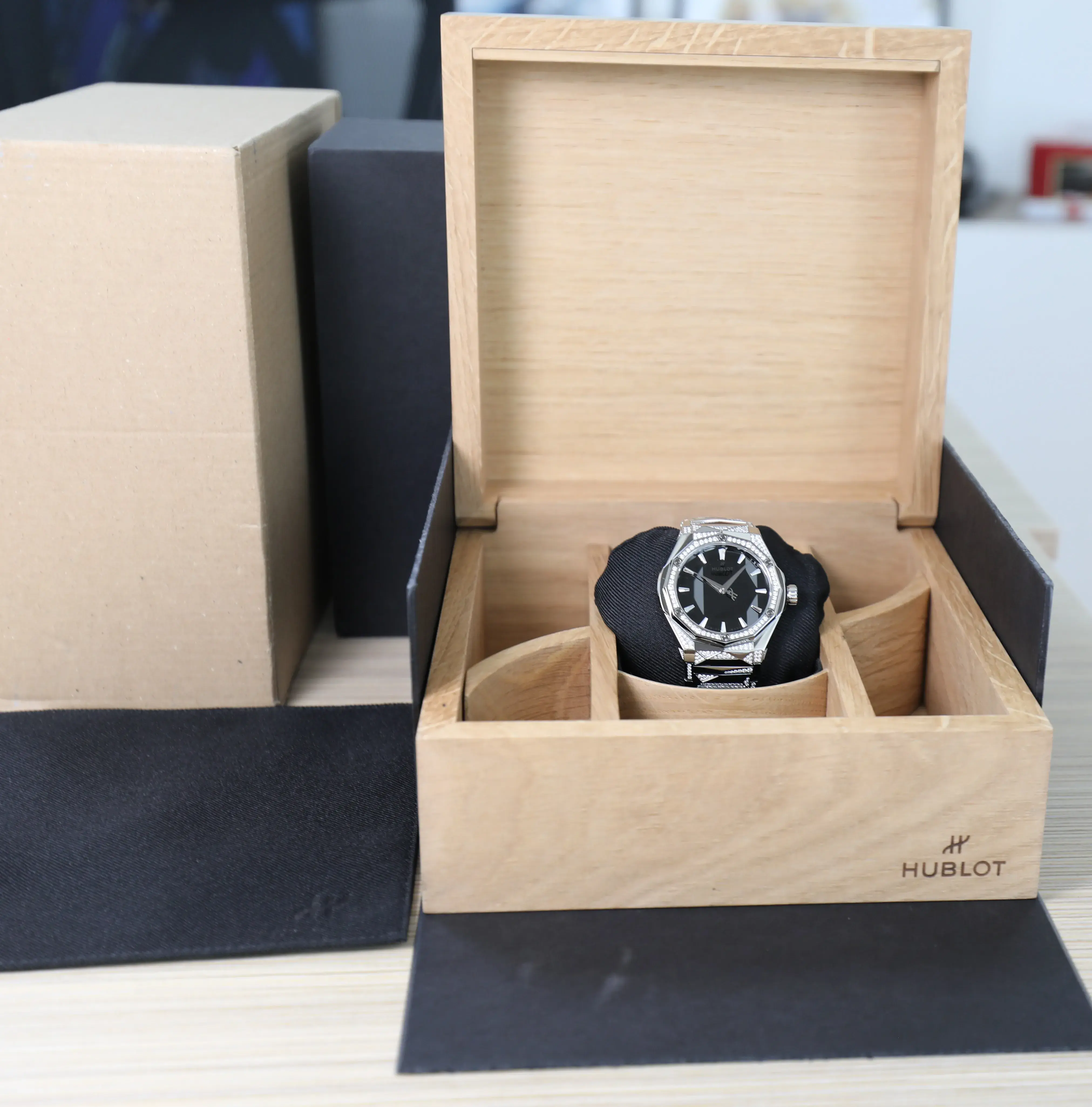 Hublot Classic Fusion - Orlinski Alternative Pavé - 40mm - Titanium and Diamonds