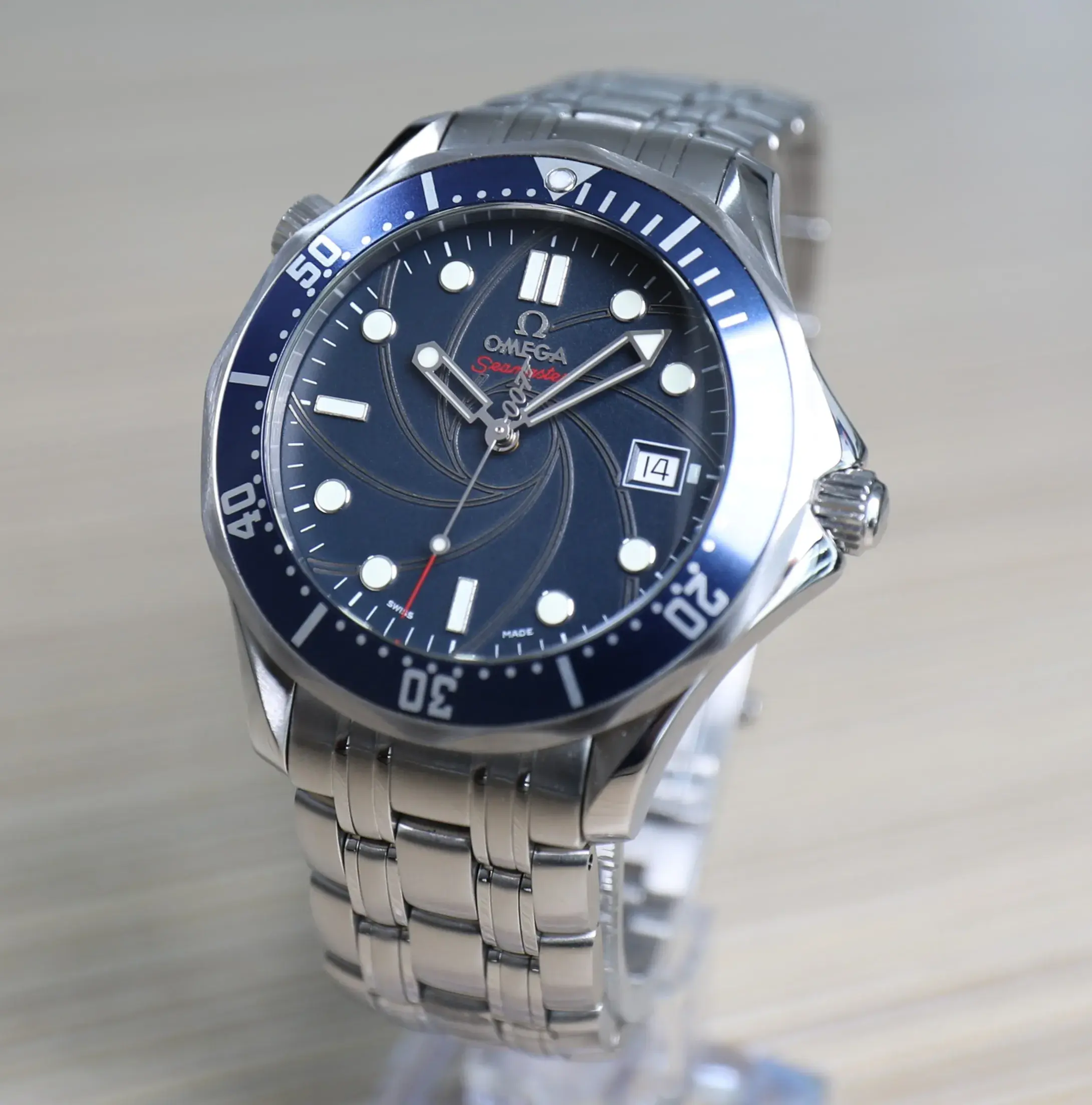 Omega Seamaster Diver - James Bond 007 - Limited Edition - Casino Royale