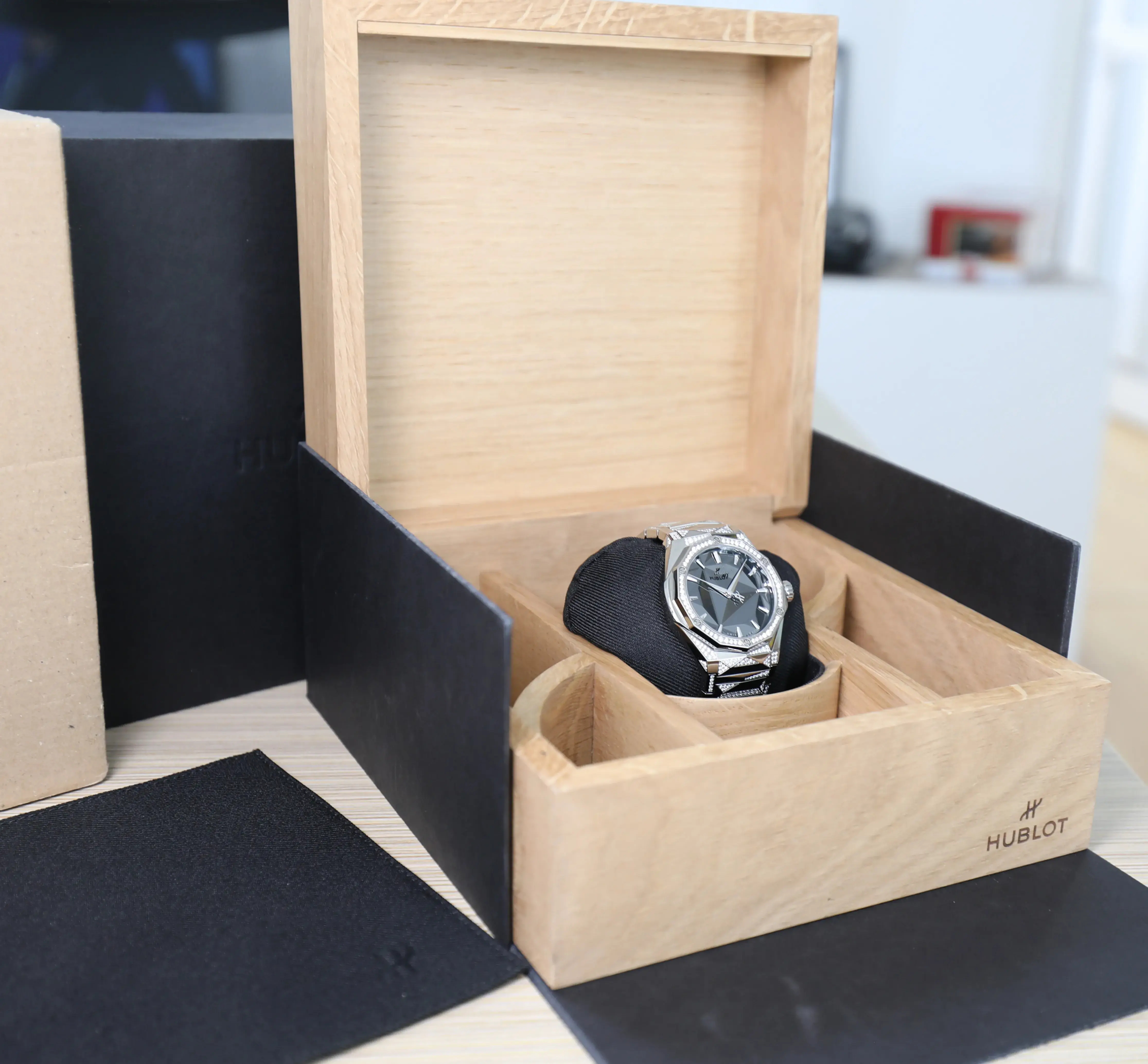 Hublot Classic Fusion - Orlinski Alternative Pavé - 40mm - Titanium and Diamonds