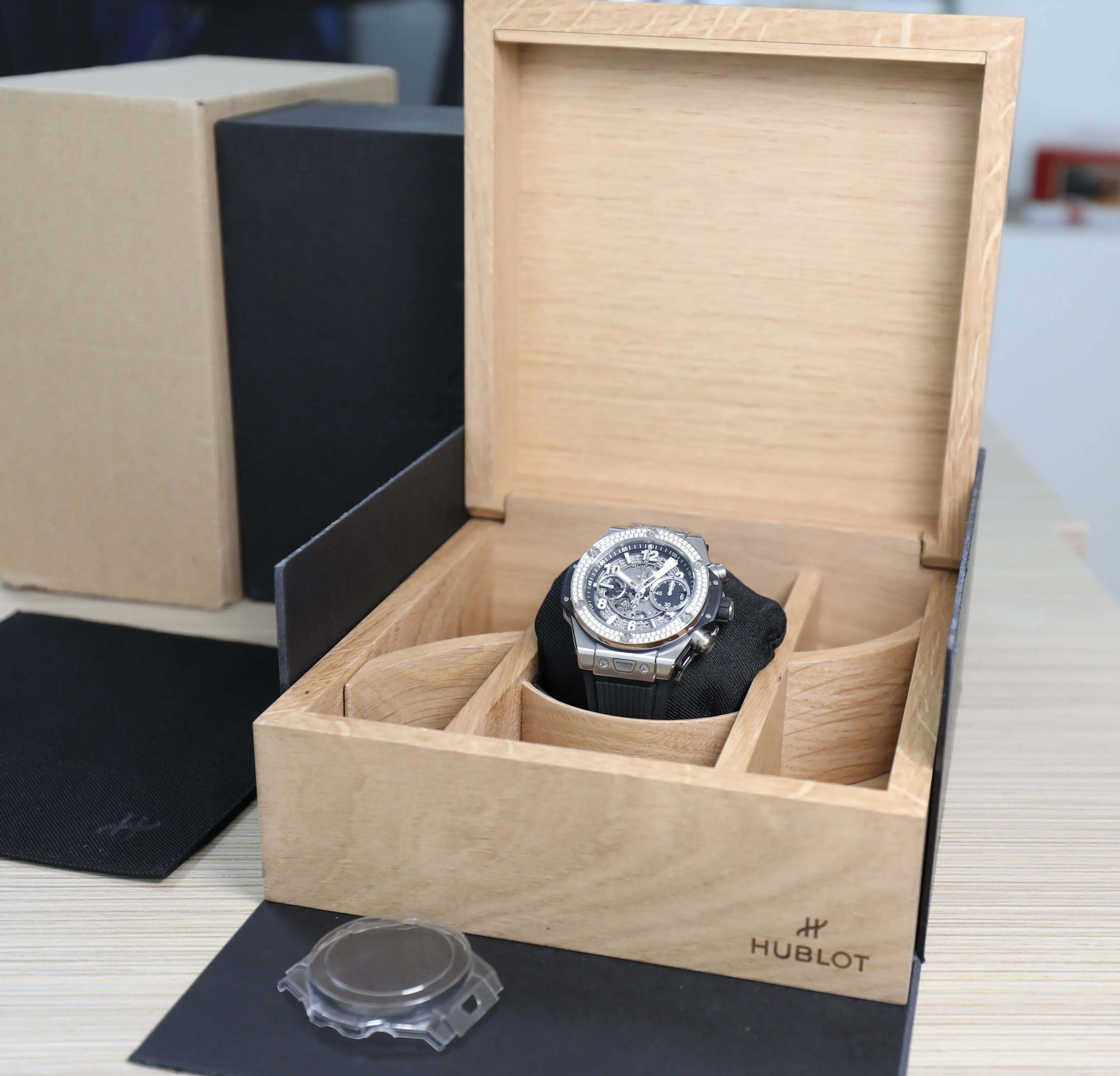 Hublot Big Bang Unico - 42mm Titanium - Factory Diamond Bezel