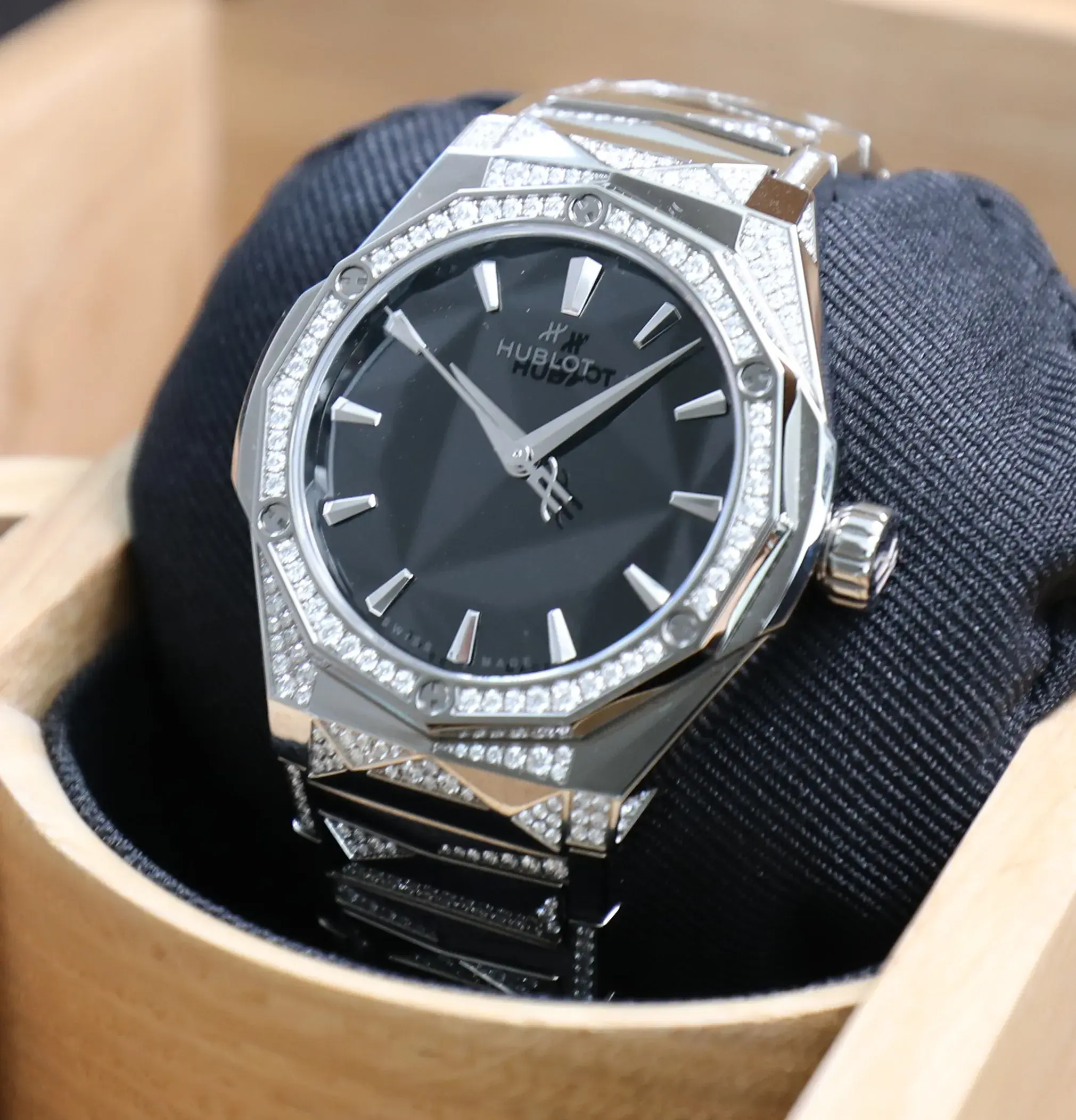 Hublot Classic Fusion - Orlinski Alternative Pavé - 40mm - Titanium and Diamonds