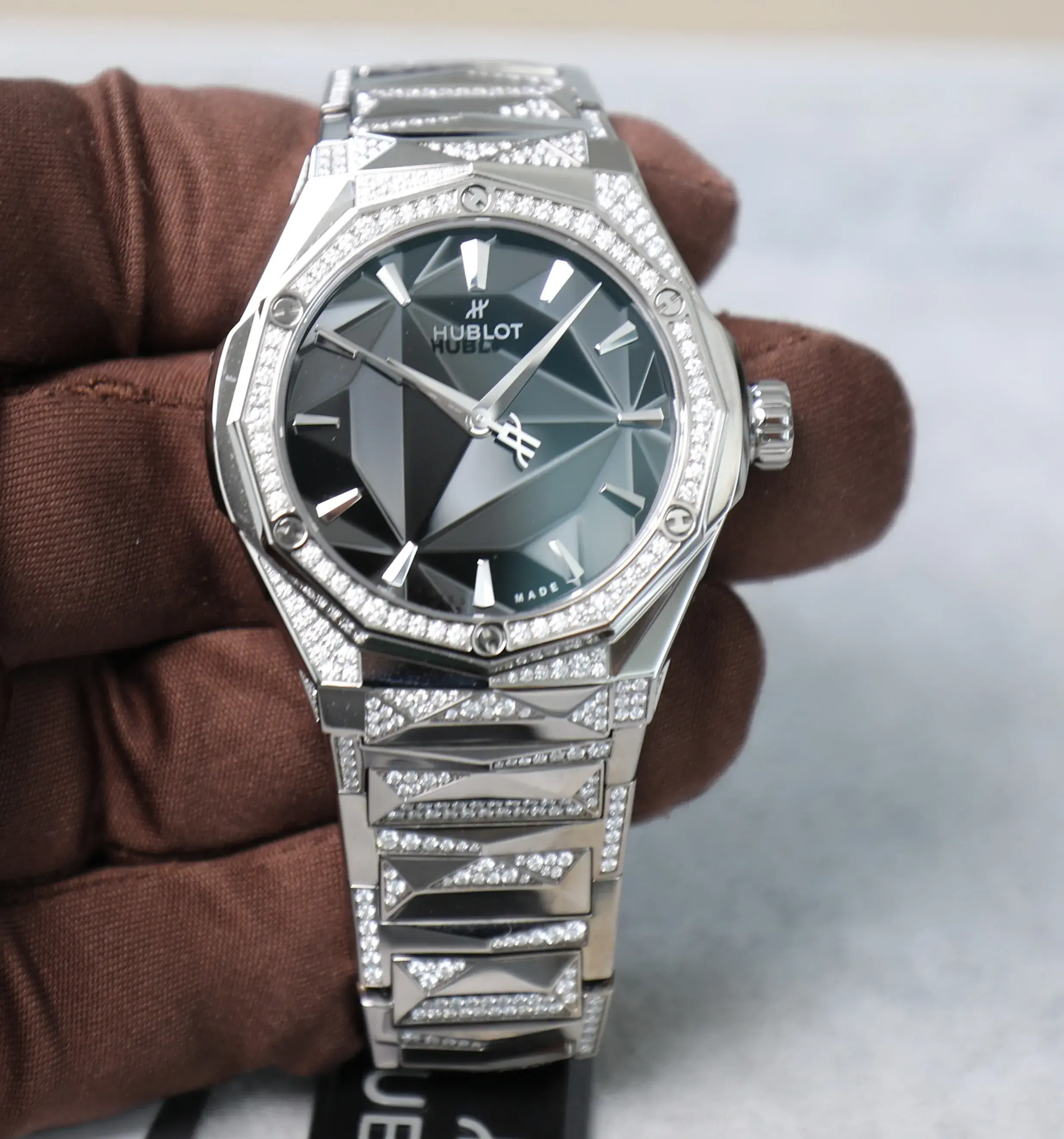Hublot Classic Fusion - Orlinski Alternative Pavé - 40mm - Titanium and Diamonds