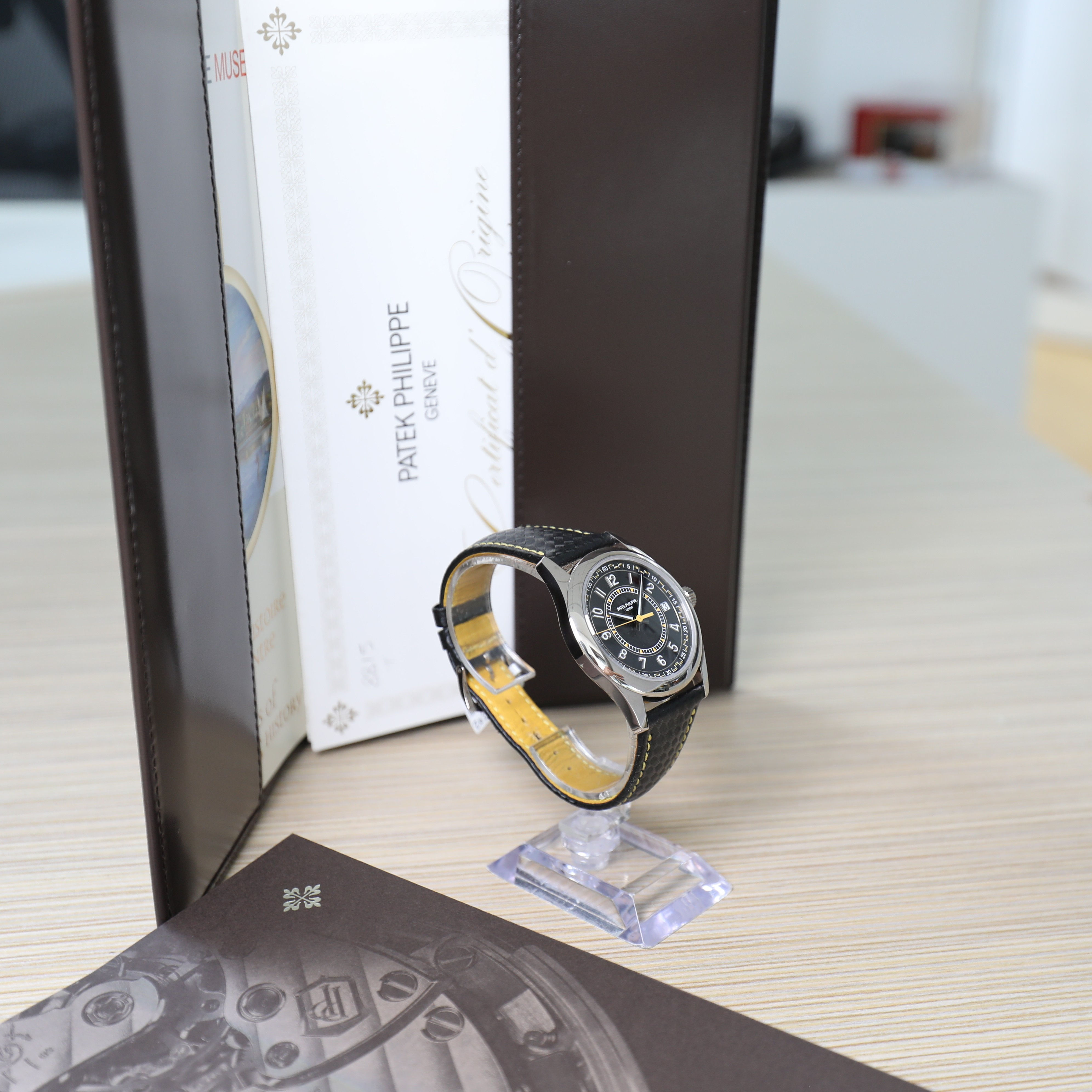 Patek Philippe Calatrava - White Gold - Yellow Accent - 40mm - 6007G-001