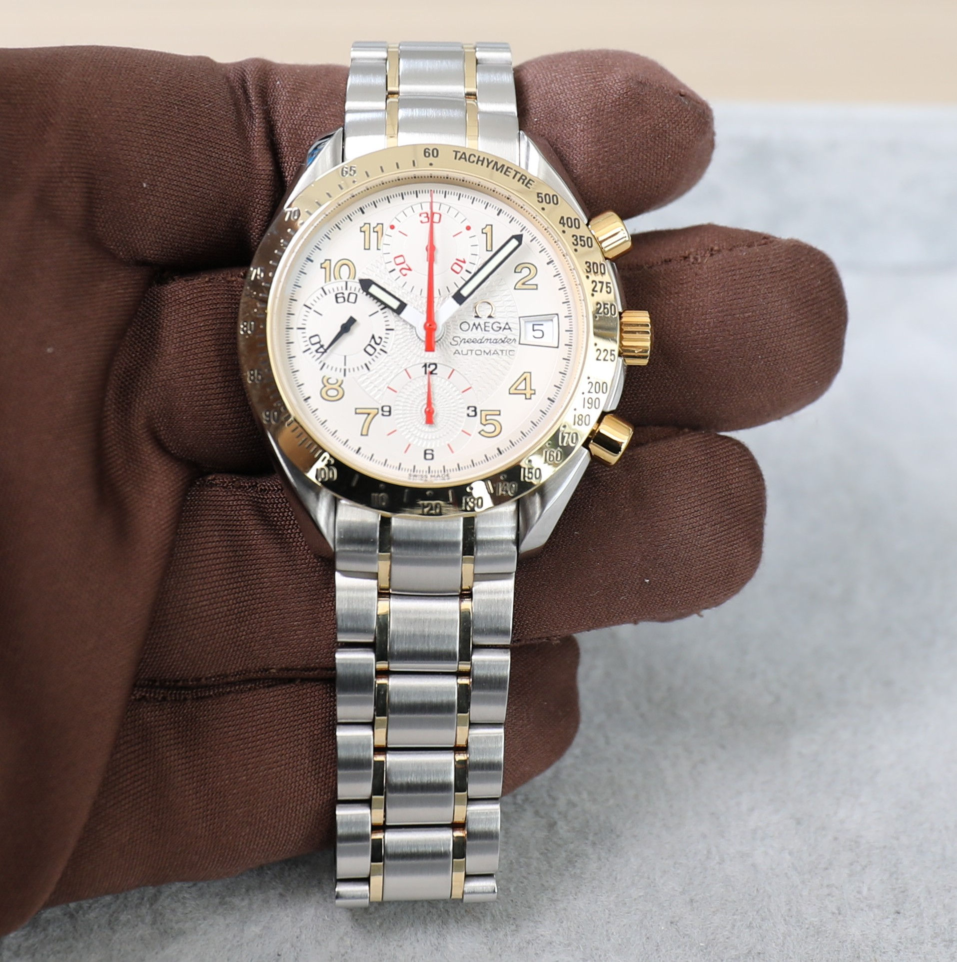 Omega Speedmaster MK 40 - Japan Edition - Steel and Gold - 39mm - Automatic