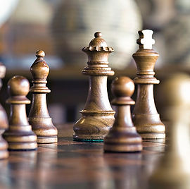 Dame schlägt Turm: Das Schach-Deck am Hühnerposten