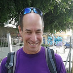 אורי שגב.jpg