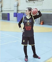 Hi, I'm Neda ) (4)_edited.jpg