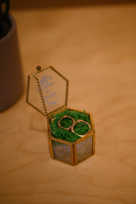 Unikāli kantaini laulības gredzeni