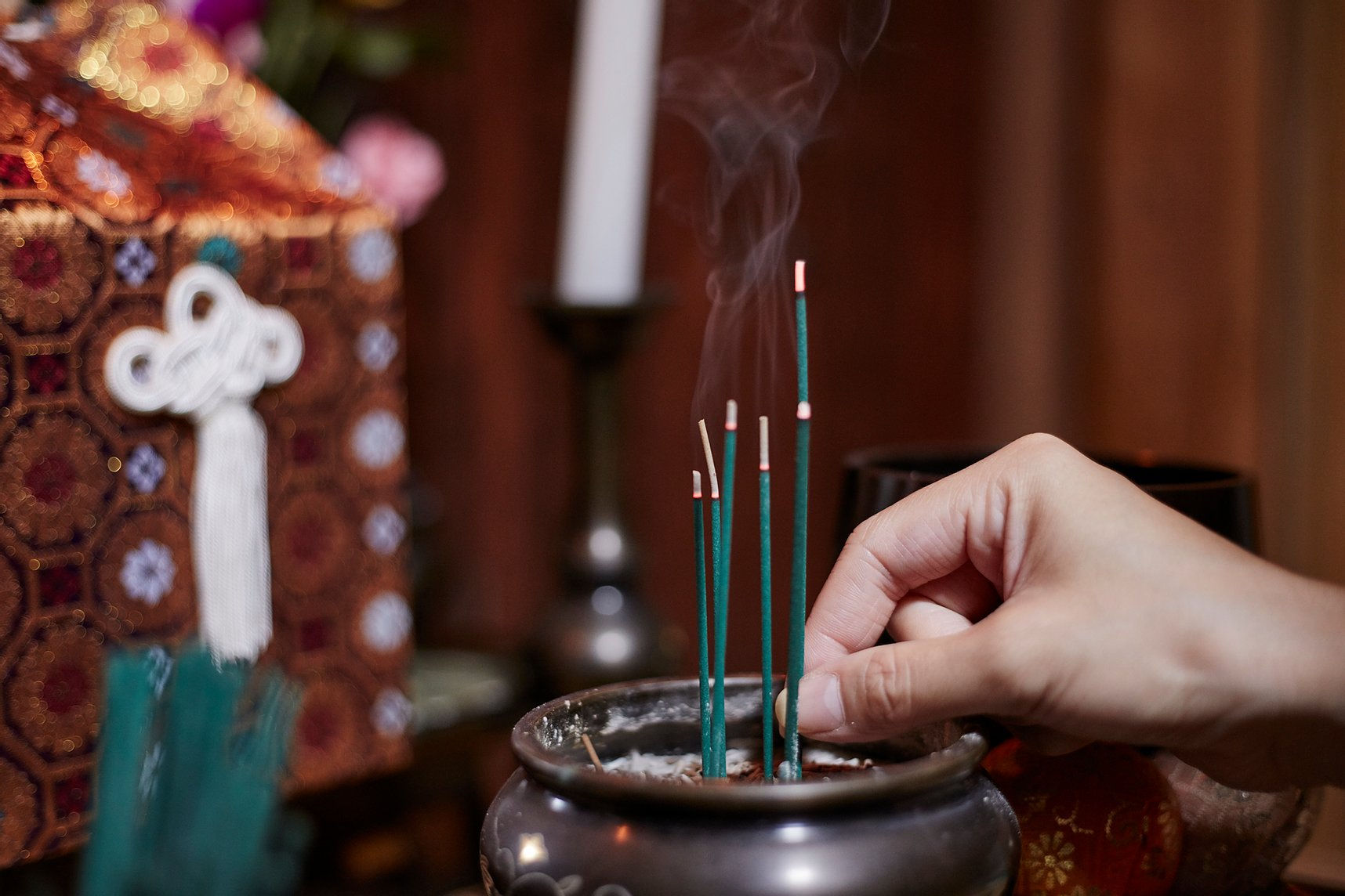 Incense sticks (ಗಂಧದ ಕಡ್ಡಿ)