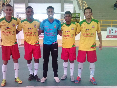 Bolívar goleó a Taz