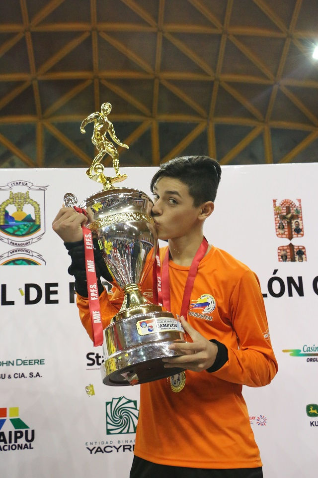 Óscar Vega