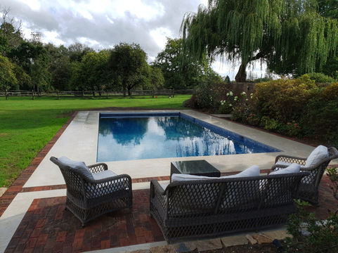 Tropical Swimming Pools